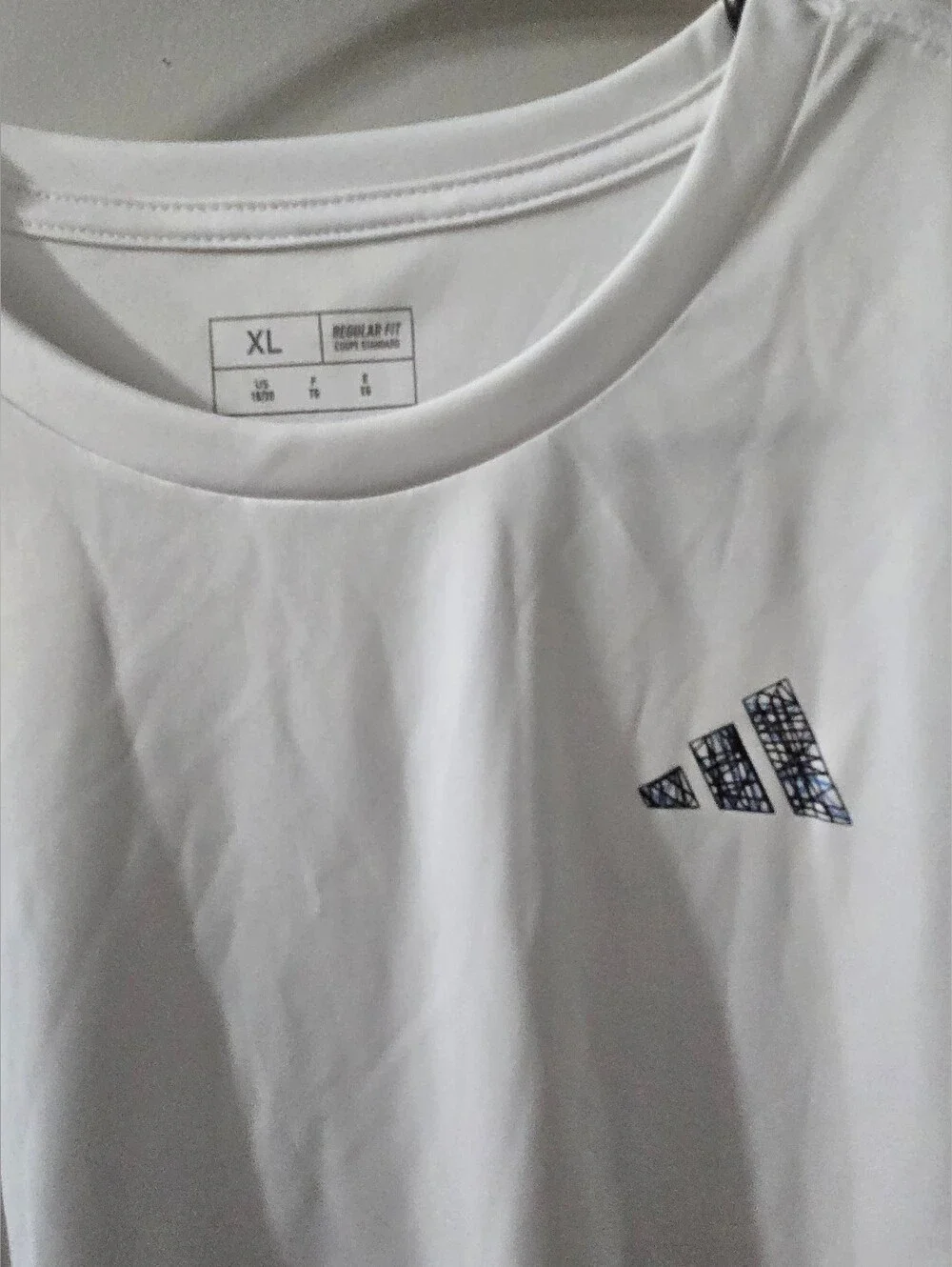 adidas White Short Sleeve Athletic Tee NWT XL